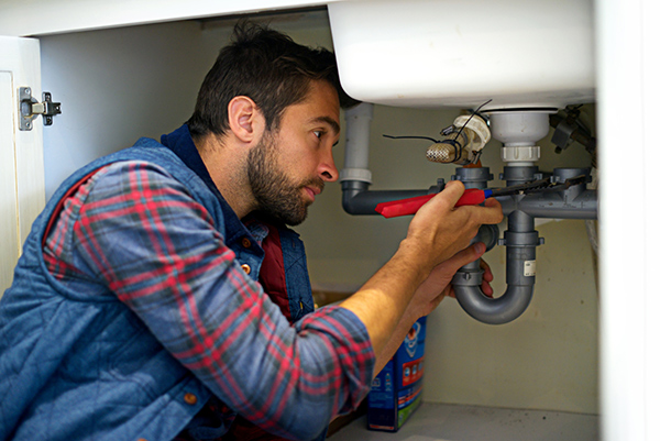 Why should you hire a COVID vaccinated plumber in Reading?