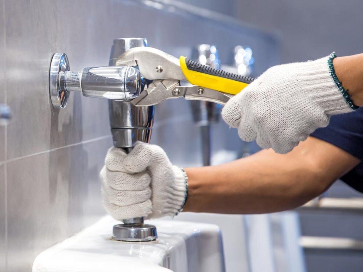 Skilled plumber in Reading delivering top-notch plumbing services